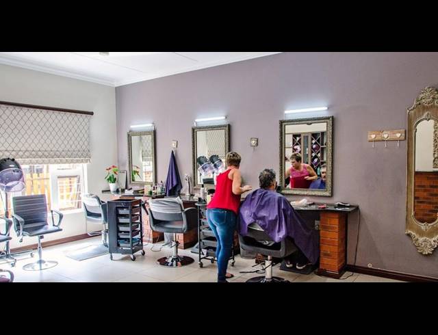 1 BEDROOM APARTMENT FOR SALE IN MONTANA TUINE